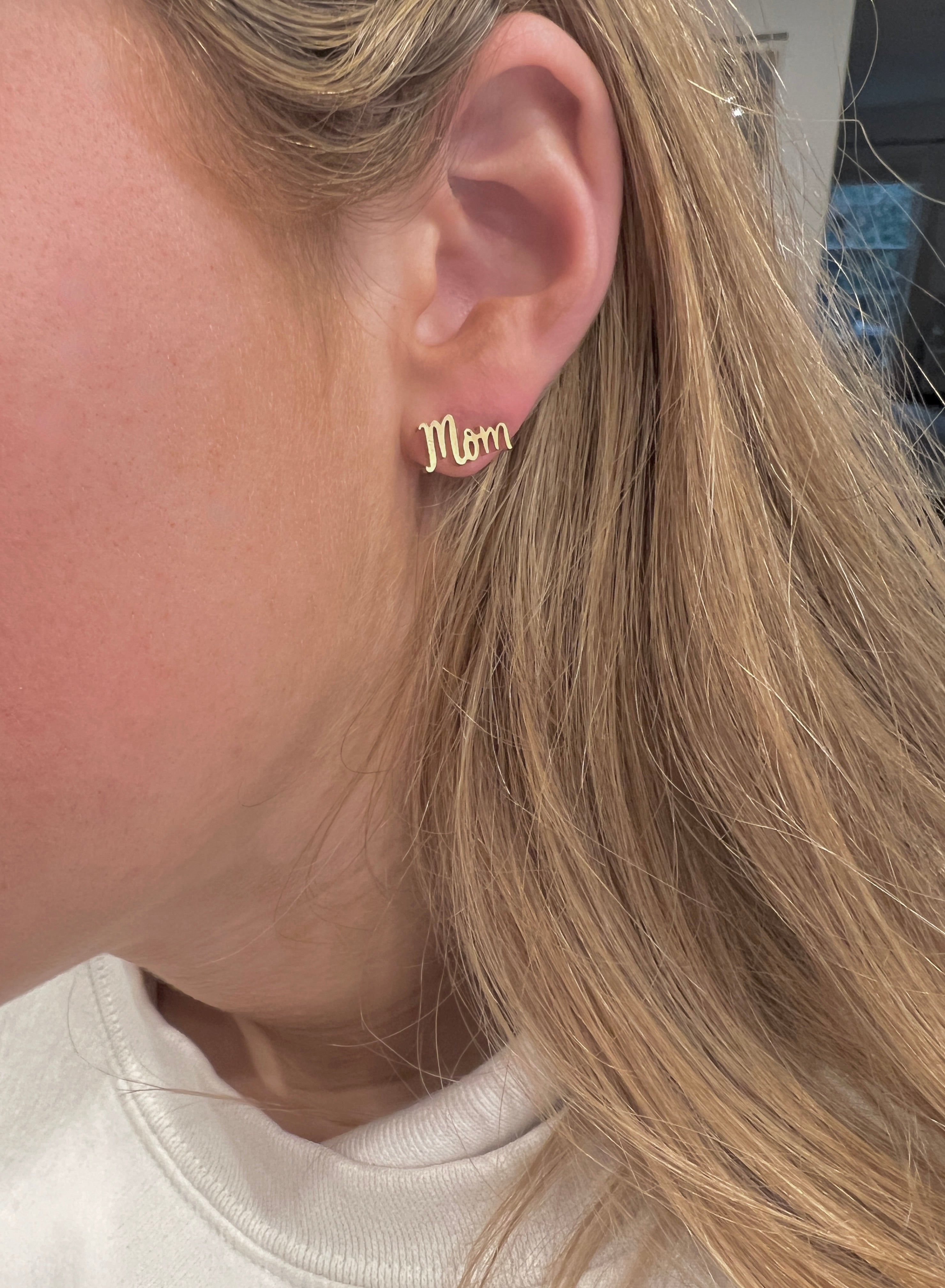Dawg Mom Earrings - Georgia Bulldogs, Miss State Bulldogs, Bulldog Mother's Day Gift, Gift for Bulldog Mom, Dawgs Baseball, Dawgs Football