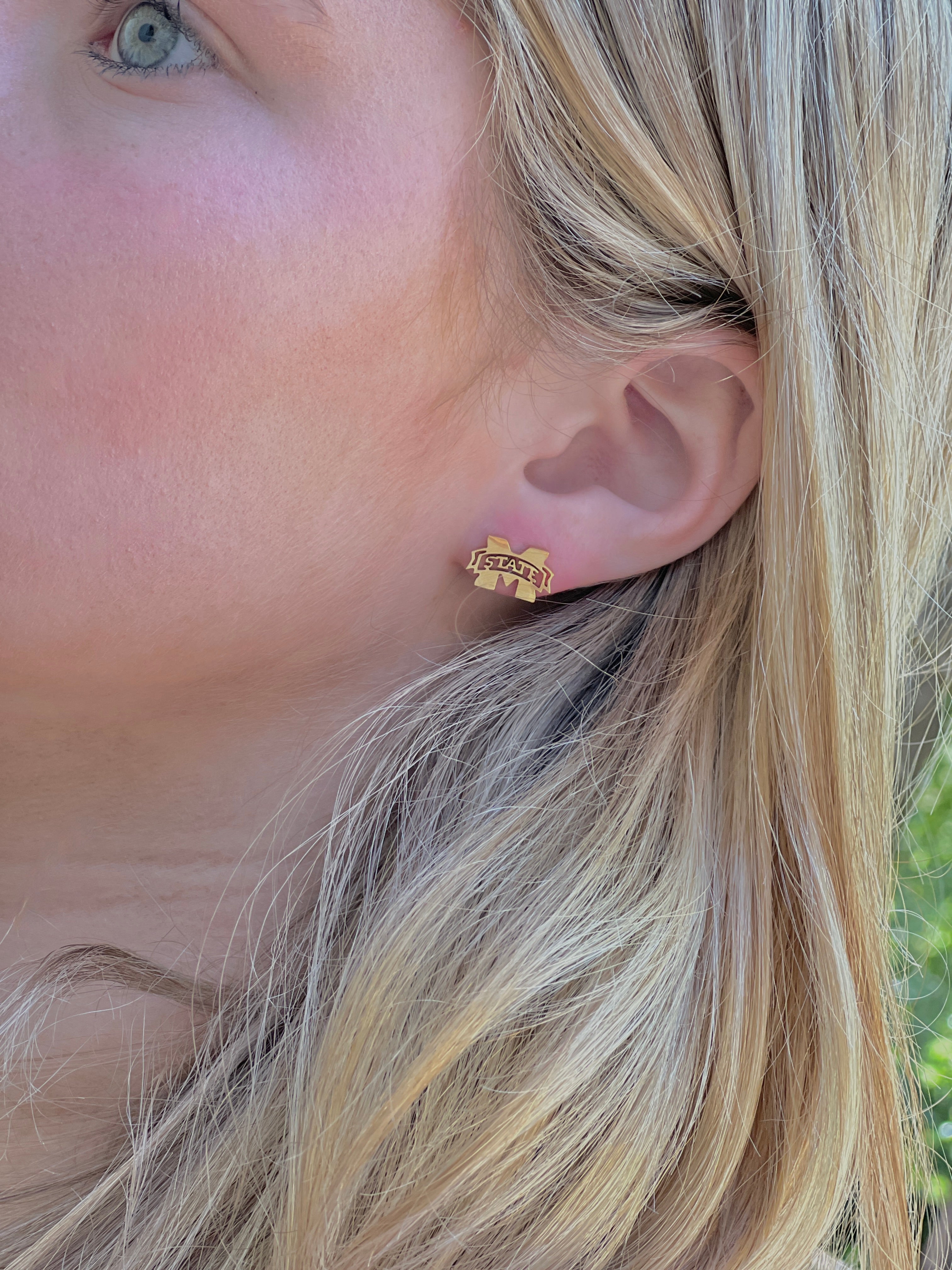 Mississippi State Perfect Gift Logo Earrings - Mississippi State Graduation Gift- Mississippi State Bulldogs - Hypoallergenic