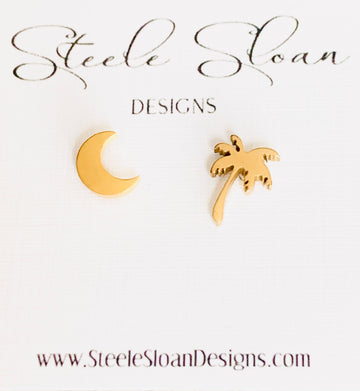 South Carolina Earrings Moon and Palm Tree - Gold Stud Earrings - Hypoallergenic - South Carolina Gift