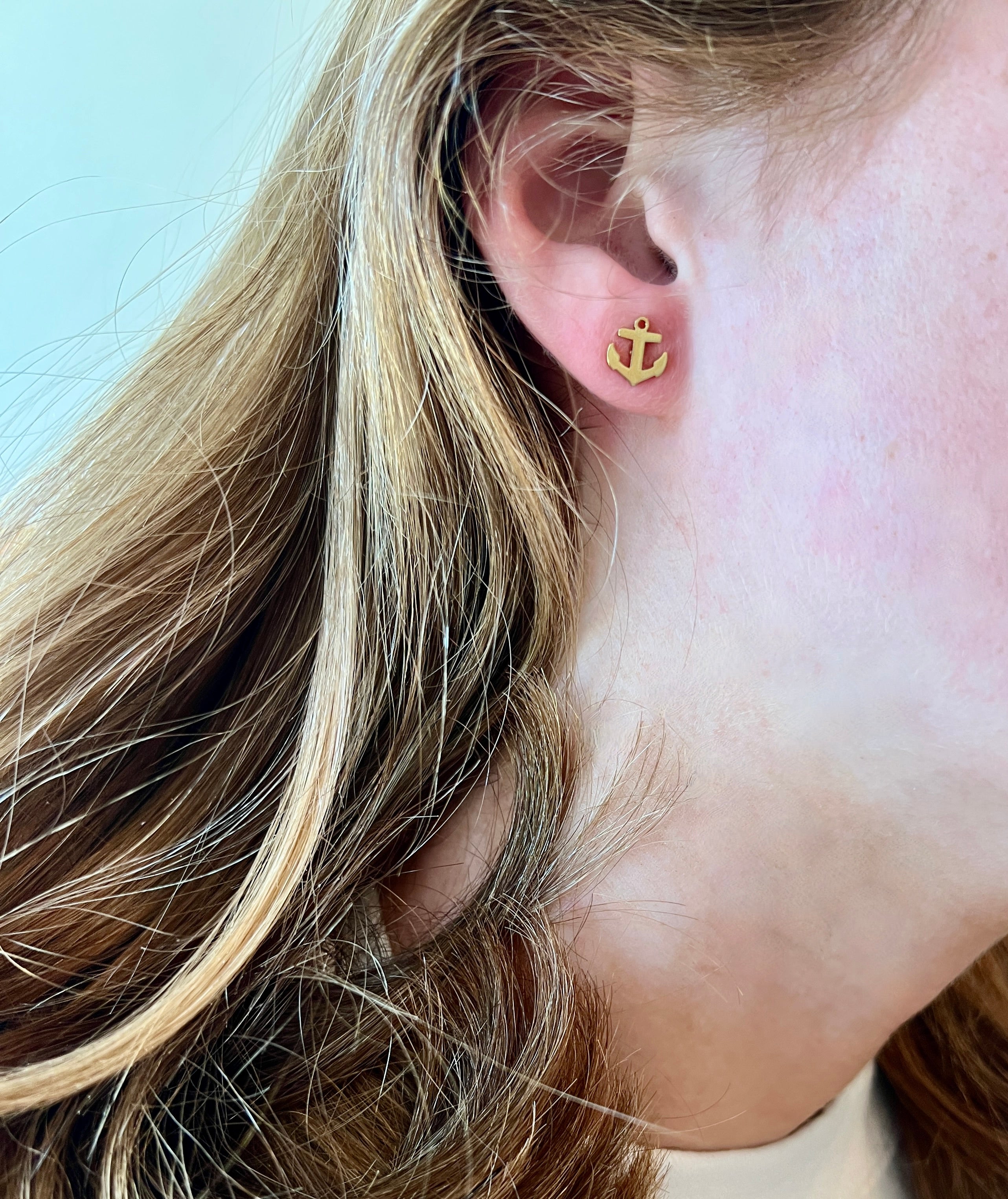 Anchor earrings - Gold Hypoallergenic Tarnish Resistant